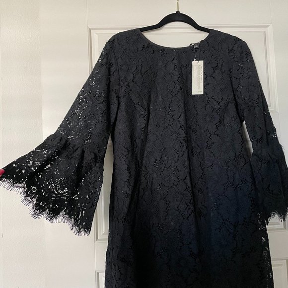 Banana Republic Dresses & Skirts - NWT Banana Republic Black Lace Dress